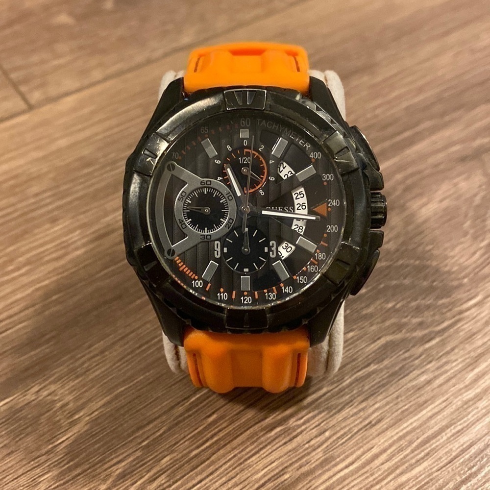 GUESS Speedway W18640G2 Chronograph Men’s Watch Orange - Picture 2 of 11